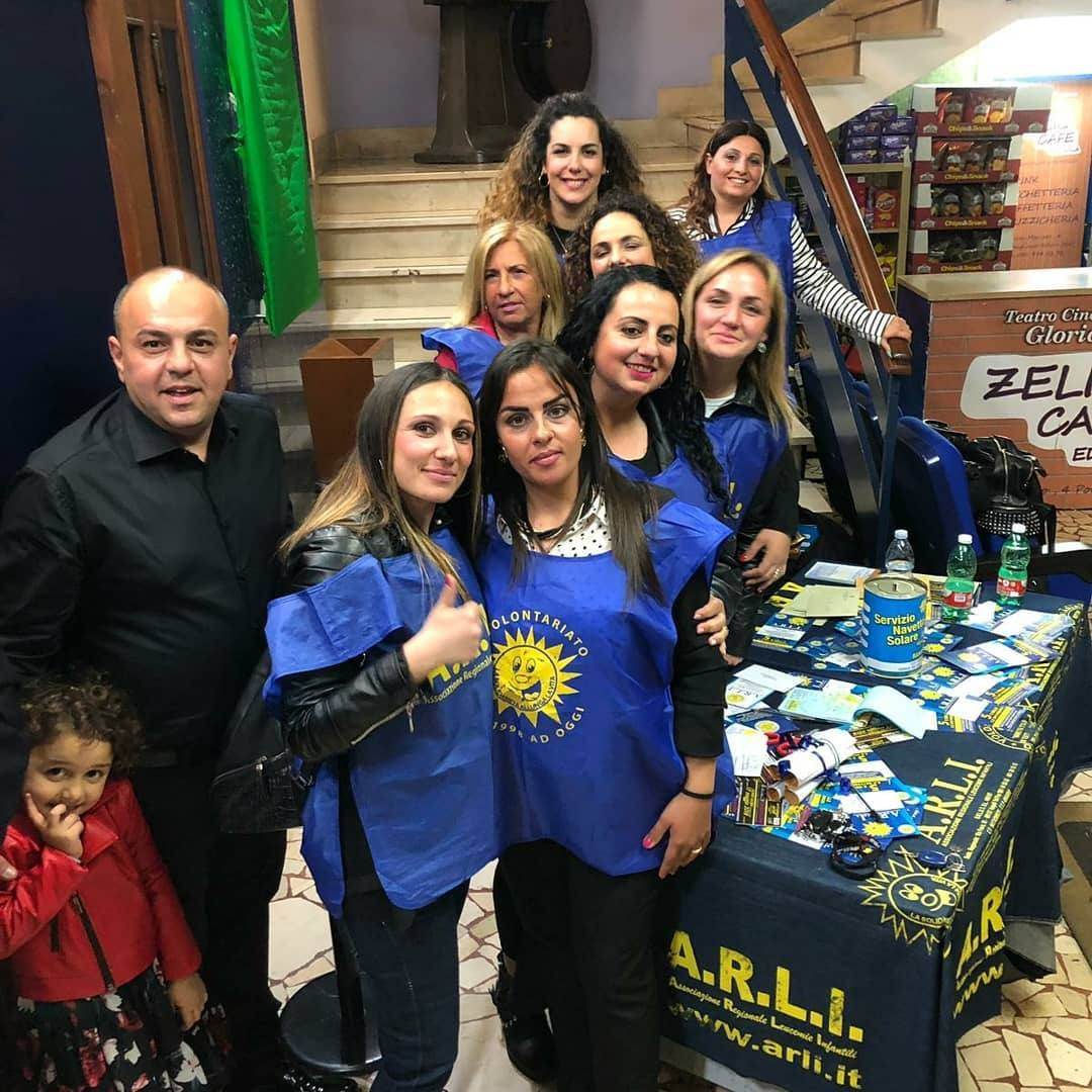 Volontarie A.R.L.I. durante un evento solidale